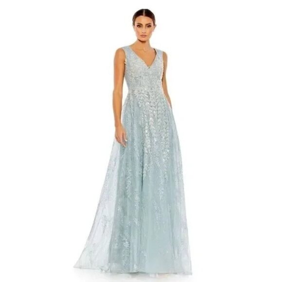 Mac Duggal 20312 Embroidered Sleeveless A Line Gown Ice Blue Size 10 NWT $798 - Picture 1 of 9